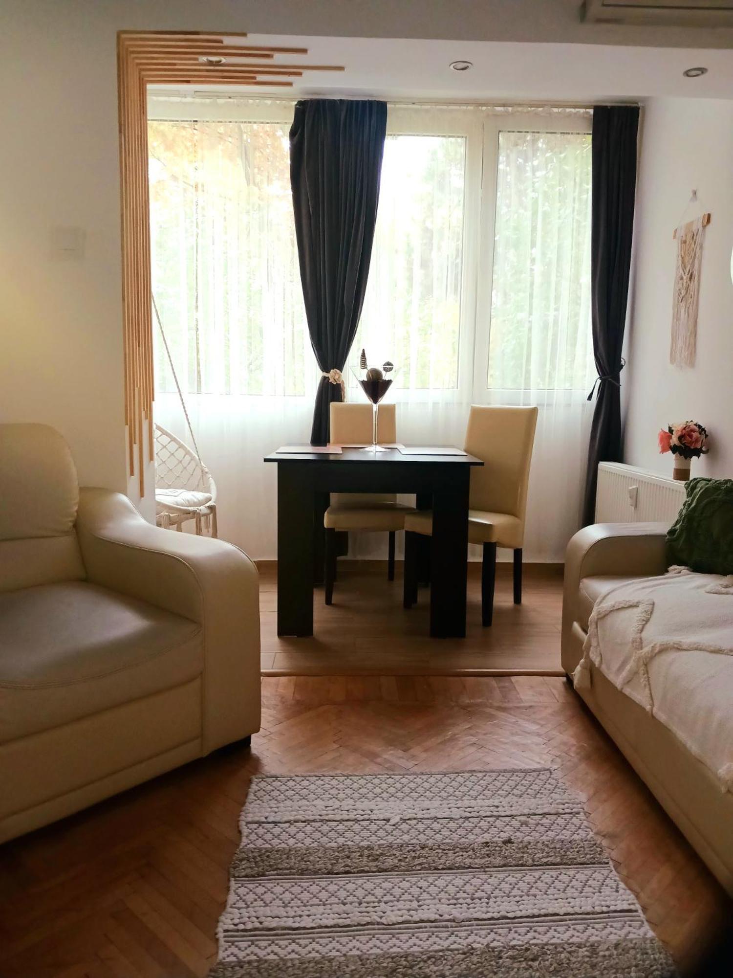 The House In The Park Bucharest Apartment Ngoại thất bức ảnh